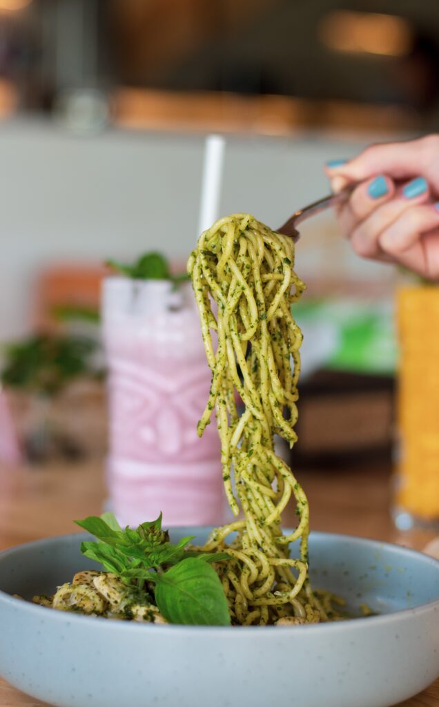 pasta pesto met kip (studentenrecepten)